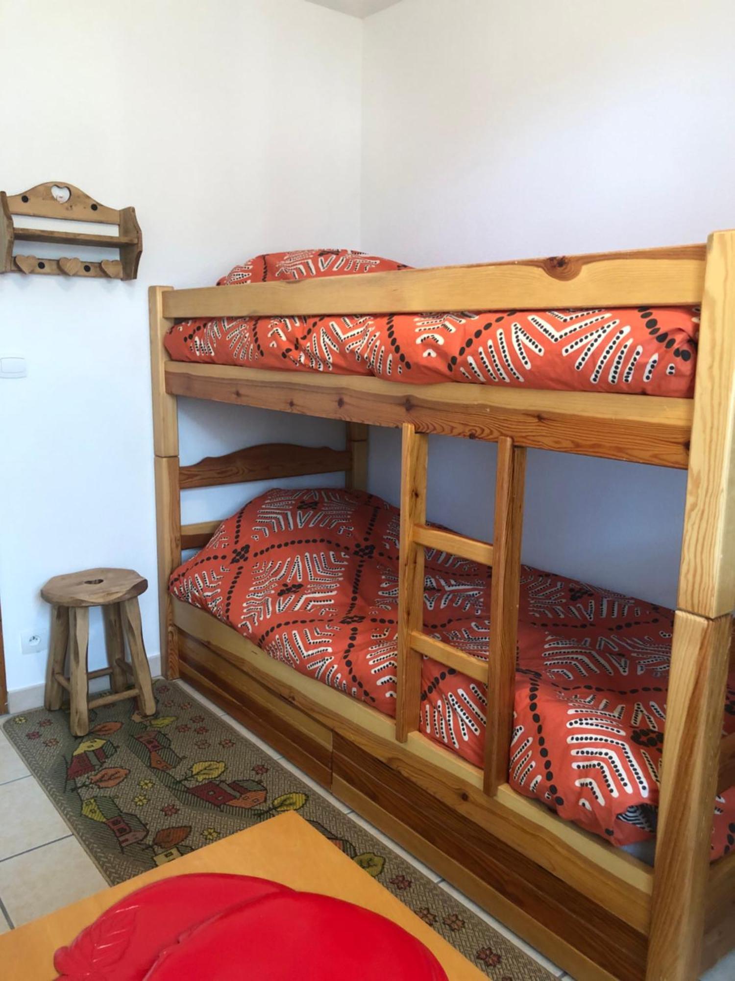 Apartment Le Chamois 2 *